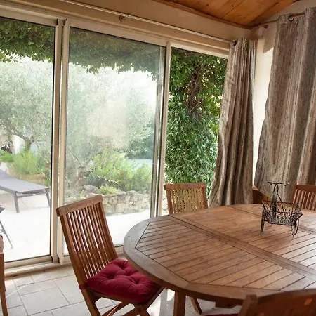 Villa Petit Paradis . Pujaut