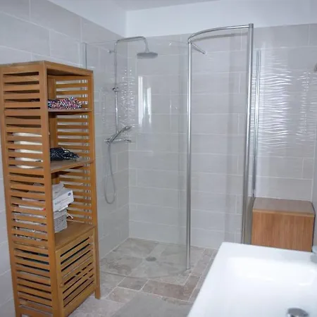 Petit Paradis . Villa Pujaut