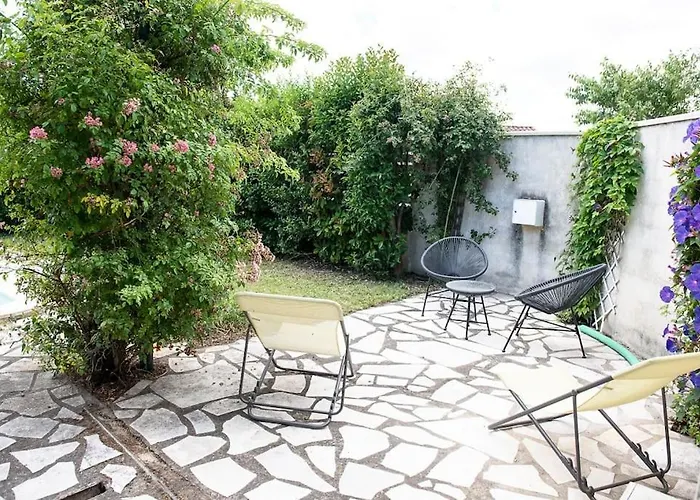 Petit Paradis . Villa Pujaut