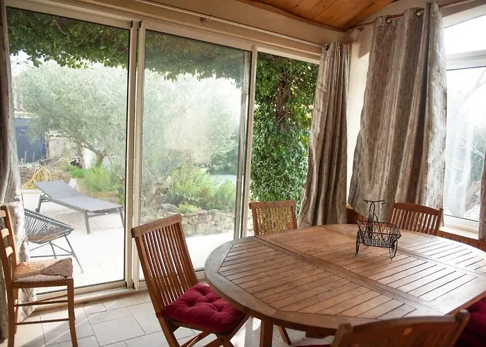 Villa Petit Paradis . Pujaut