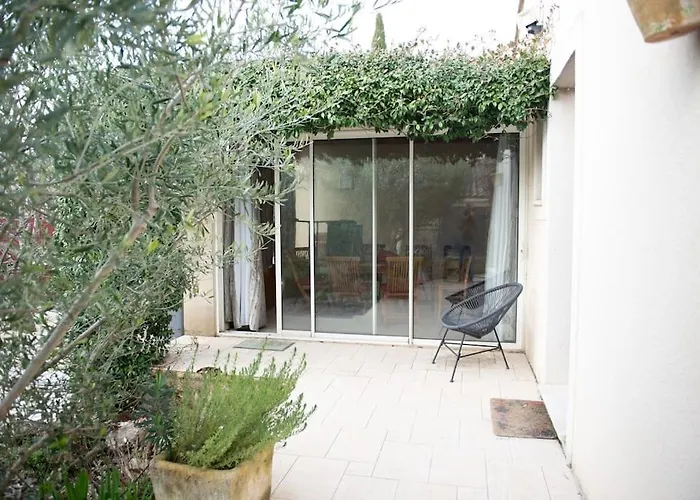 Villa Petit Paradis . *